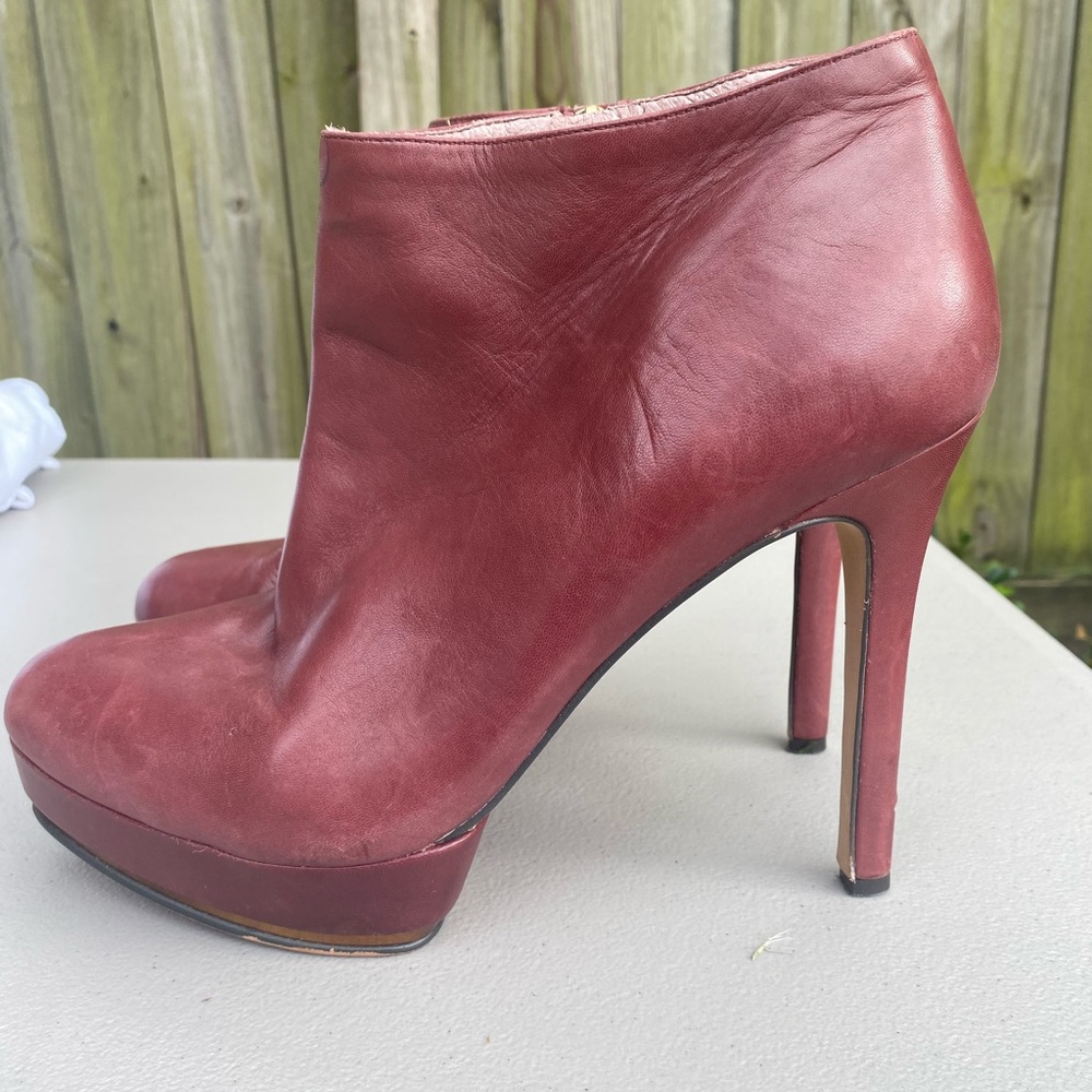Vince Camuto wine/deep red booties